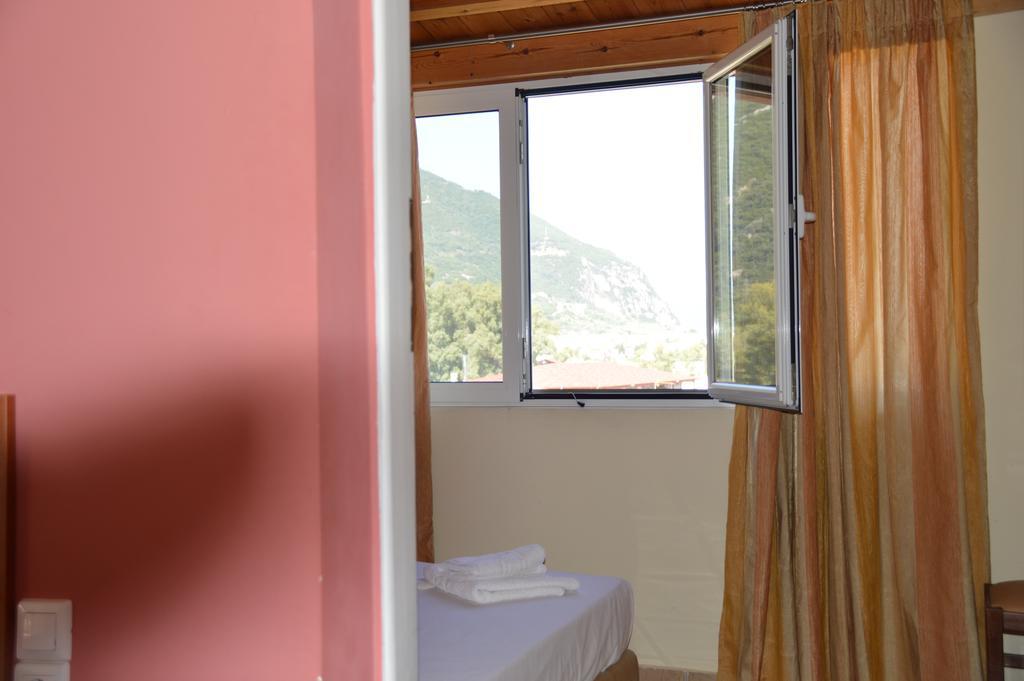 Ξενοδοχείο Μάρβη Ξενοδοχείο Καμένα Βούρλα Εξωτερικό φωτογραφία